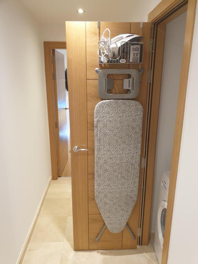Ocean Village Apartment غيبرالتار المظهر الخارجي الصورة