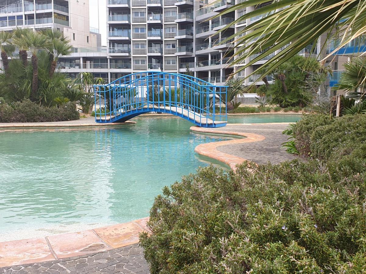 Ocean Village Apartment غيبرالتار المظهر الخارجي الصورة